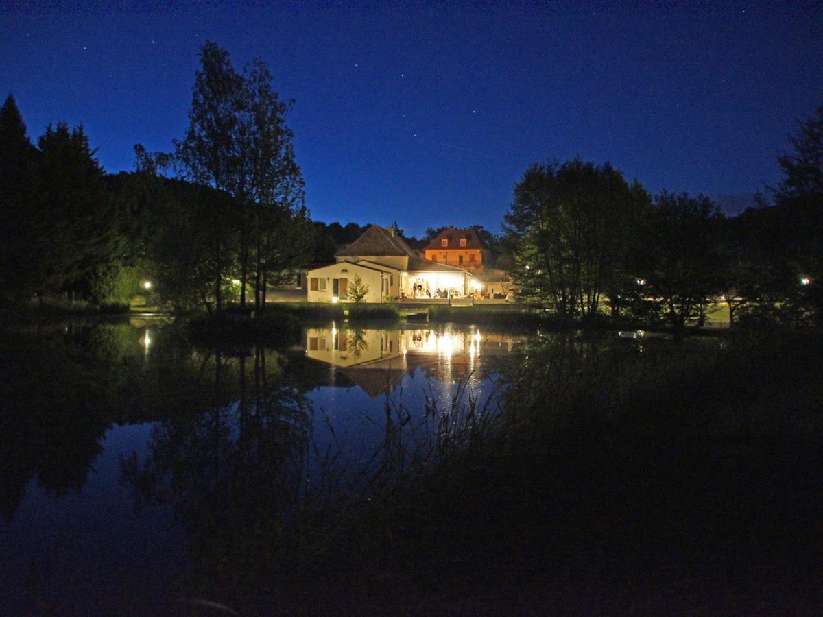 Le Domaine De L'Etang De Sandanet Issac Exterior photo